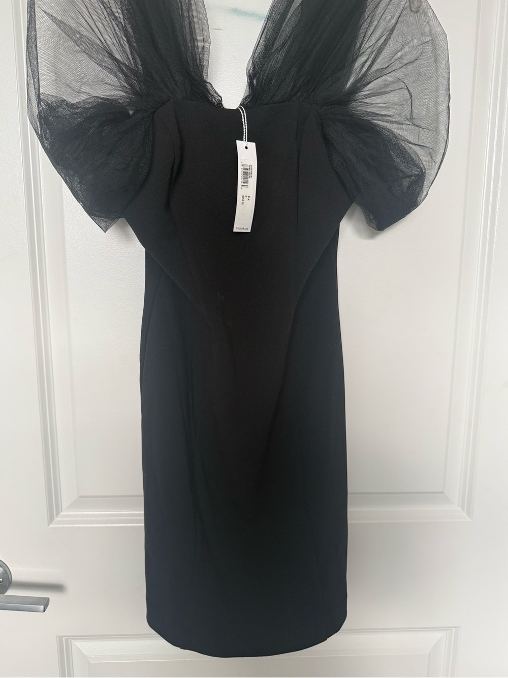 Trina Turk Yuma Dress Womens 2 Black Tulle
Puff Sleeve Sheath Cocktail NWT